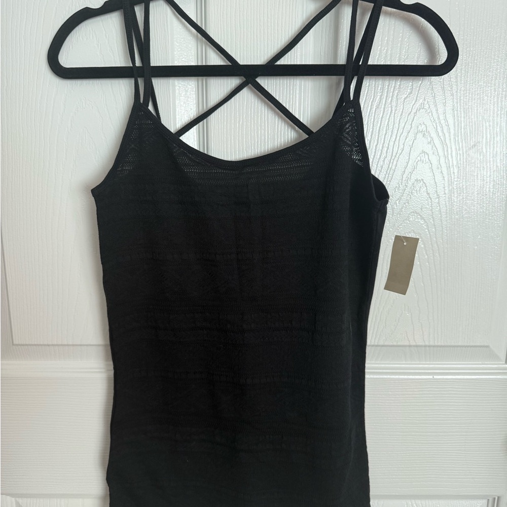 Size large tank top